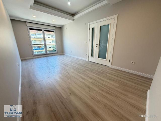 TURYAPTAN BAĞDAT CADDESİNE KOMŞU SIFIR PRESTİJLİ YAPIDA 75 M ULTRA LÜKS 2+1 !