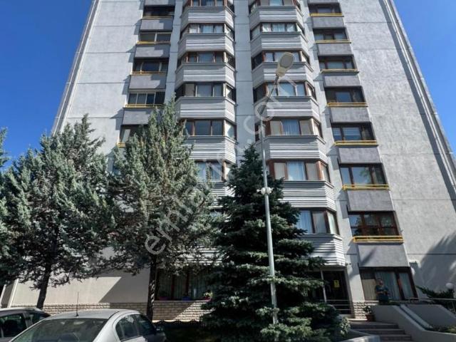 Turyaptan Balgat Metiş Çevre Yolu Sitesinde 3+1 Kiralık Daire
