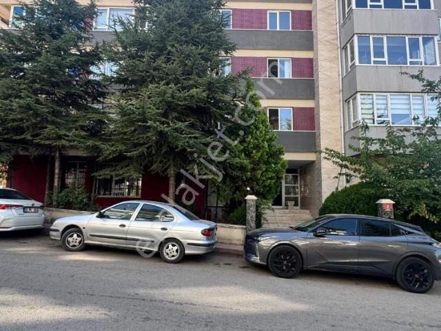 Turyaptan Balgat C.a.k.da 2+1 İş Yerine Uygun Kiralık Daire