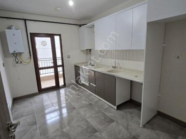 Turyaptan Danışmentgazi Tokide Kiralık2+1daire Ebeveyn Banyolu