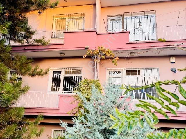 Turyap'tan Emek Kırım Caddesi Metro Yanı 3+1 Kiralık Daire