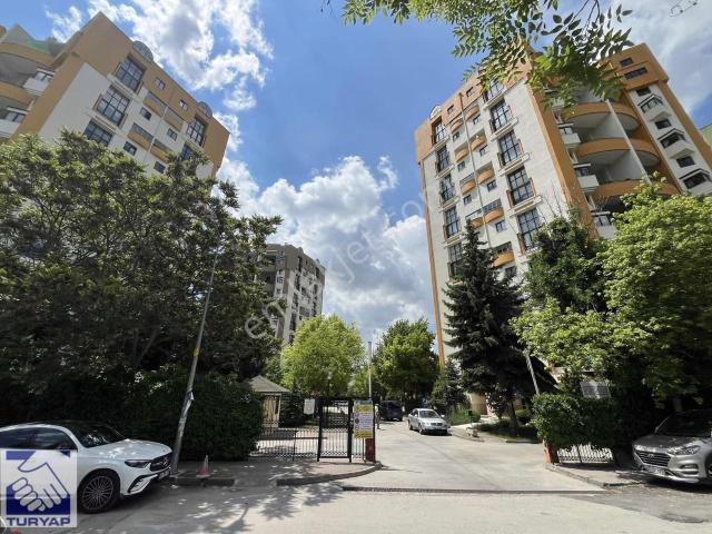 Turyap'tan Koru'da Ema Asma Bahçe'de 4+1 Dubleks Kiralık Daire