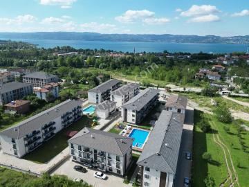 Turyap'tan Havuzlu Lüks Site De Kiralık Ara Kat 3+1