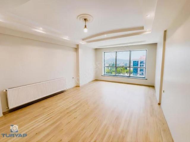Turyap'tan İzmir Aydın Asfaltı Ön Cephe Ara Kat 3+1 150m2