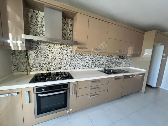 Turyap'tan Ispartakule Banu Evleri 1. 4+1 Kiralık