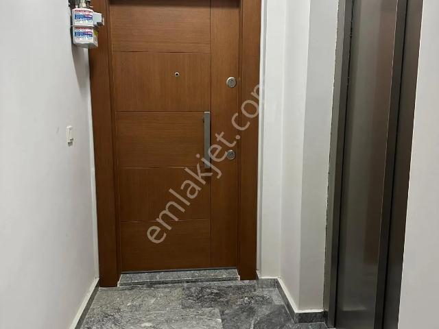 Turyap'tan Maltepe Yalı'da Sahile 2 Dk. Yeni, Kiralık 1+1 Daire