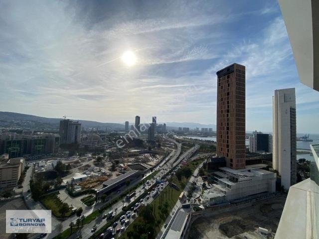 Turyap'tan Mistral Tower'da Satılık Manzaralı Eşyalı 3+1 Daire