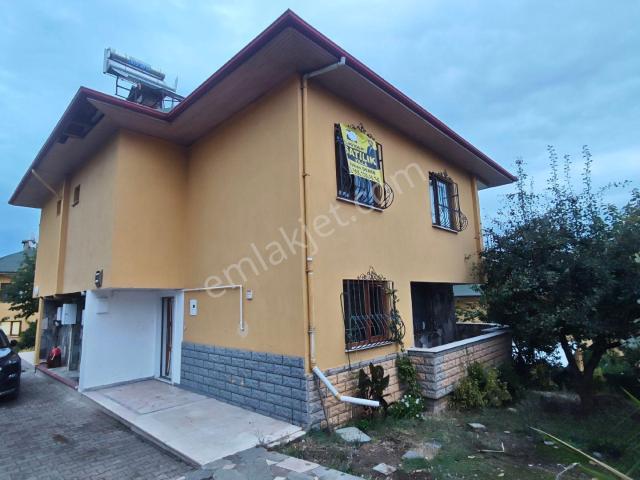 Turyap'tan Satılık Site İçerisinde 4+1 Villa