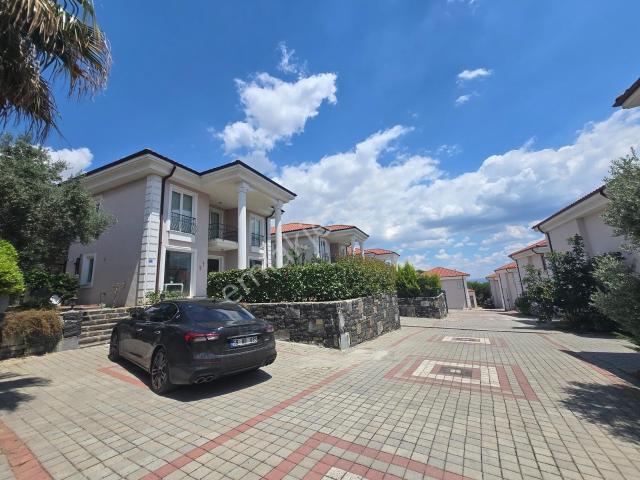 Turyap'tan Tekirdağ Süleymapaşa'da Lux Sitede Satılık Villa