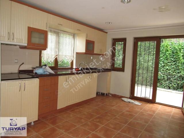 Turyap'tan Türkkonutta Site İçerisinde Triplex 4+2 Satılık Villa