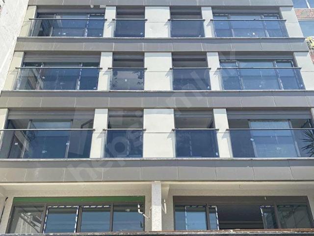TURYAP'TAN ÜSKÜDAR 'DA DENİZ MANZARALI SIFIR 4+2 BAHÇE DUBLEKS