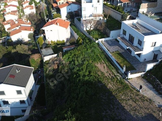 TURYAP'TAN YENİFOÇA ALİZE TATİL KÖYÜNDE SATILIK ARSA