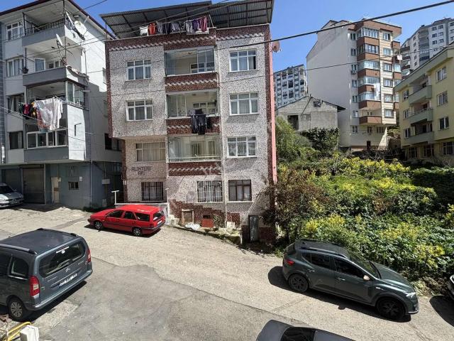 Turyap Gayrimenkulden Aydınlıkevler Kiralık Daire