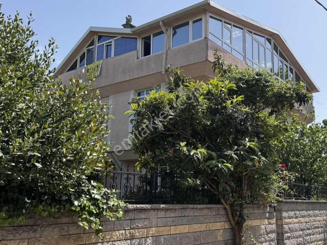 Turyap Kozadan Bayramoğlunda 1.500 M² Arsa İçinde Müstakil Ev