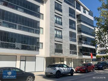 TURYAP LEYLA AKÇINAR'DAN BALAT'TA 1+1 KİRALIK DAİRE