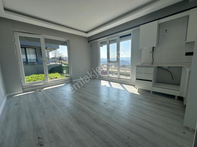 Turyap Soner'den Kiralık, Site İçinde Bahçe Katı 1+1 Daire