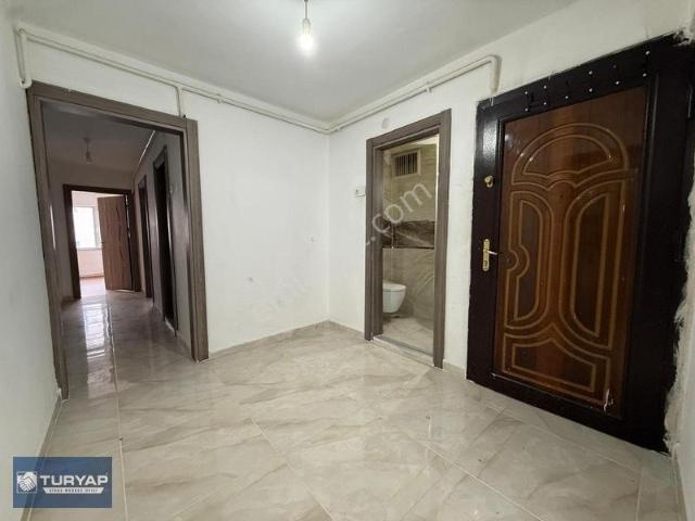 Turyap Sivas'tan Savona Otel Karşısı 3+1 Satılık Arakat Daire