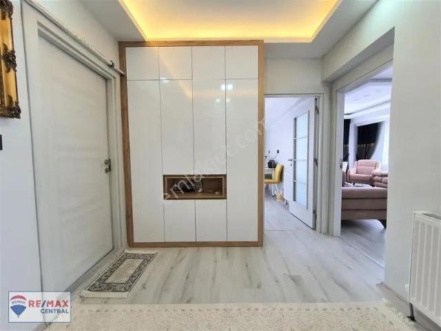 Turyap Sivas' Dan N.erbakan Bul. Üzerinde 3+1 Yapılı Daire