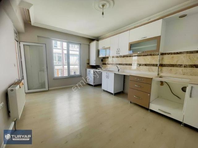 Turyap Sivas'dan Gökçebostan Mah. 130m2 Asansörlü Kiralık Daire