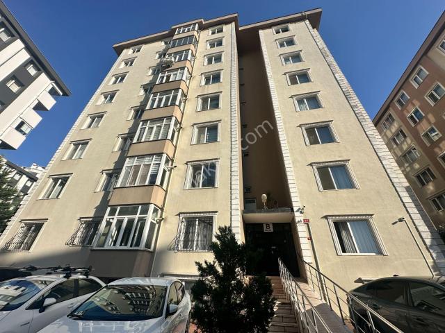 Turyap Tan Ataşehirde Site İçinde Geniş 2+1 Eşyalı Satılık Daire