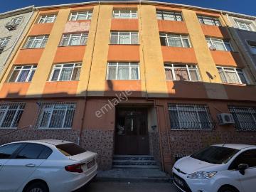 Turyap' Tan Fatih Sümbül Efendi' De Çok Temiz 2+1 Satılık Daire