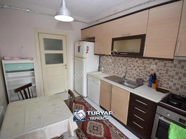 Turyap Yapracık 'tan 8.bölgede Avm okul ulaşım Yakını Eşyalı Kiralık 3+1 Daire
