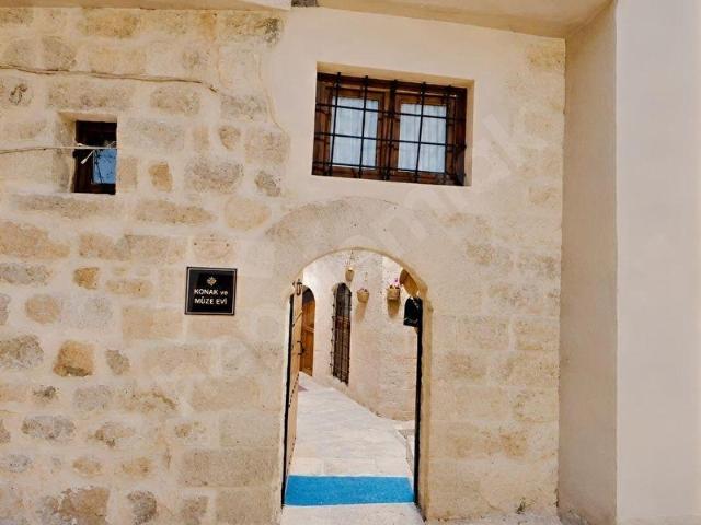 TURYAP YENİBAĞLAR'DAN  ESKİ MARDİN DE TARİHİ SATILIK BUTİK OTEL