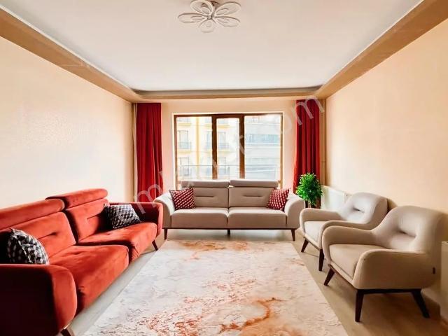 Turyapdan Uyanışda Site İçerisinde Ful Yapılı 4+1 Daire