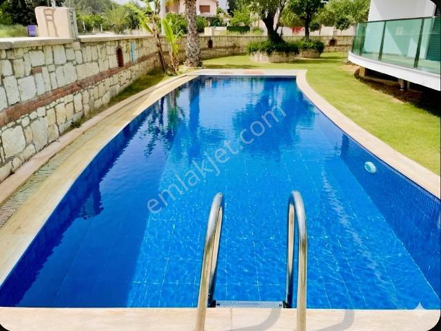 Turyaz Çeşme Altınyunus Denize Yakın Kiralık 2+1 Rezidans Daire