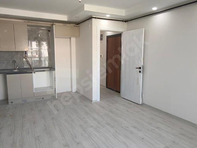 Turabiye Mahallesi Satılık 2+1 Daire Doğalgazlı Kapalı Otoparklı