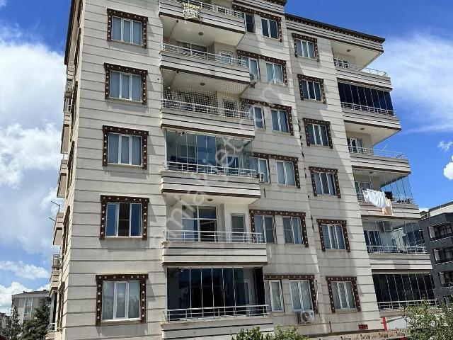 Turan Emlak'tan Tılmerç Mah.şahmar Karşısı Kiralık 3+1 Daire