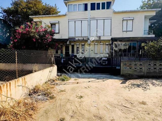 Turan Mahallesinde Denize 100 Metre Satılık Villa