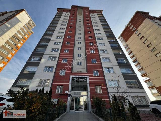 Turan'dan Kılıç Park Evlerinde 3+1 Ebv.banyolu 2 Balkonlu