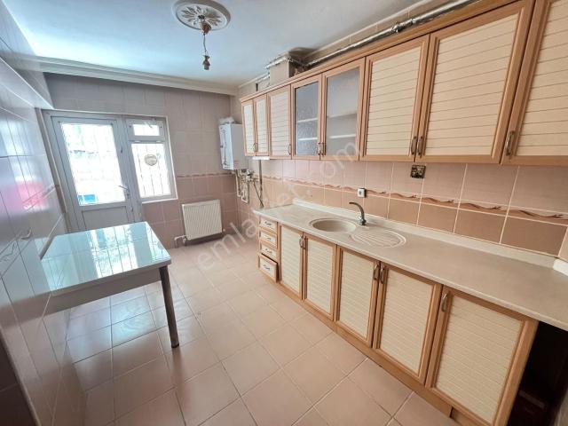 Turandan Özlem Caddesi Yanı 2+1 Balkonlu Kiralık Daire