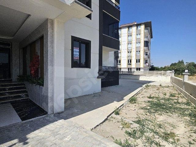 TÜRBE MAHALLESİNDE KİRALIK 1+1 DAİRE YAKININDA OKUL ALIŞ VERİŞ MERKEZLERİ SAĞLIK OCAĞI BULUNMAKTAD