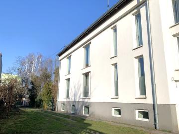 Nowoczesny dom loftowy 180 m2 z sauną i garażem