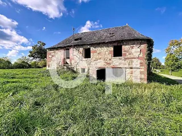Turenne 19500 Achat / Vente maison 2 pièces t2 jardin