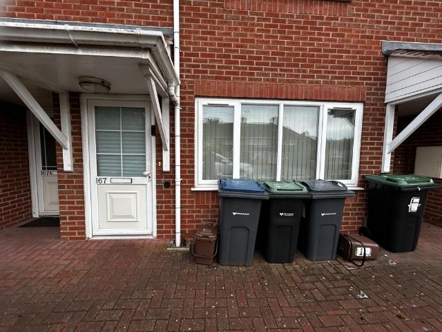 Turfpits Lane, Birmingham B23 2 bed maisonette to rent £900 pcm £208 pw