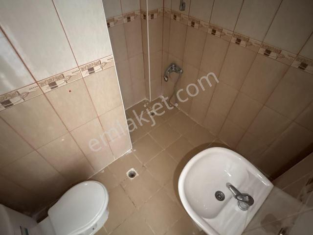 Turgut Özalda 3+1 K.mutfak Kiralık Doğalgazlı Her Kat Tek Daire