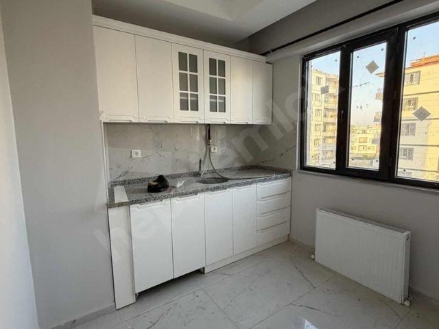 Turgut Reis Mahallesinde SATILIK 2+0 DAİRE