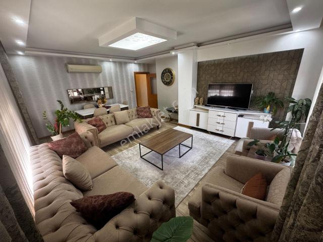 Turgutlu Altay Mahallesi’nde 3+1 140 M2 Lüks Satılık Daire