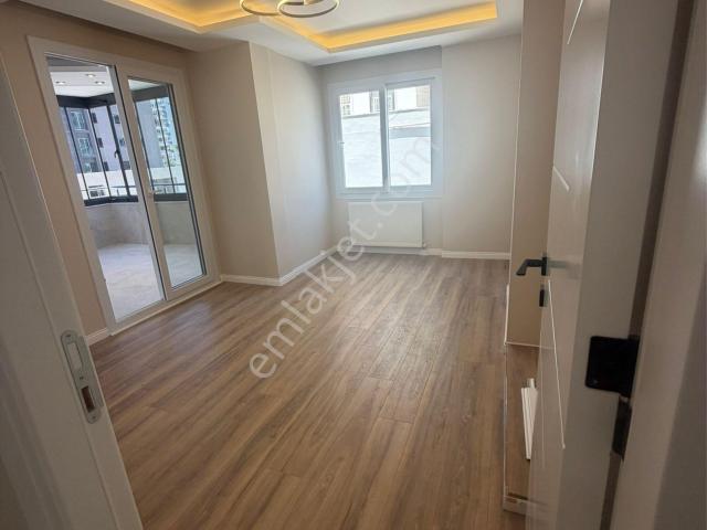 Turgutözal’a Yürüme Mesafesinde Satılık İçi Full Yapılı Daire