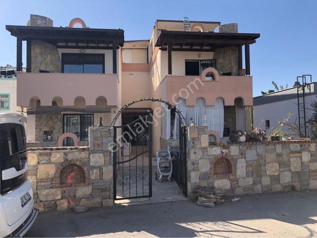 Turgutreis Merkezde 2+1 Satılık Bahçe Katı Daire
