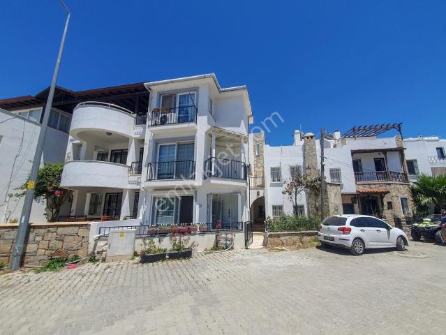 Turgutreis Bahçelievler Merkezde Denize Çok Yakın Satılık Daire