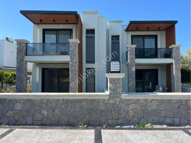 Turgutreis Bahçelievler'de Satılık %50 Peşin 3+1 Villa