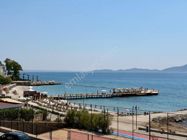 Turgutreis Yalıda Denize Sıfır Muhteşem Manzaralı Havuzlu Daire