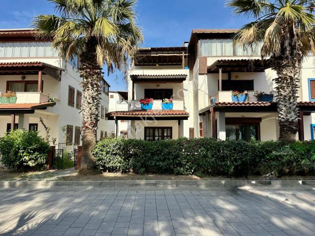 Turgutreis'in Tam Kalbinde Denize Sıfır Harika Dubleks Daire