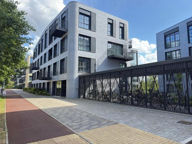 Turing Way, Cambridge CB3 2 bed apartment to rent £2,250 pcm £519 pw