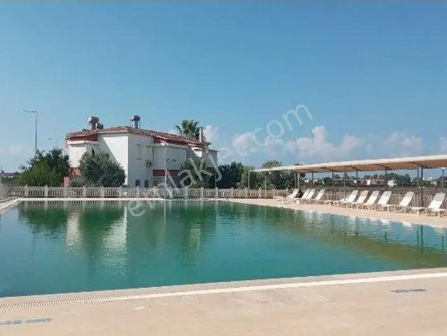 Turizmin Gözbebeği Belek Boğazkent'te Havuzlu Sitede, Özel Plajlı, Denize Yürüme Mesafesinde Daire