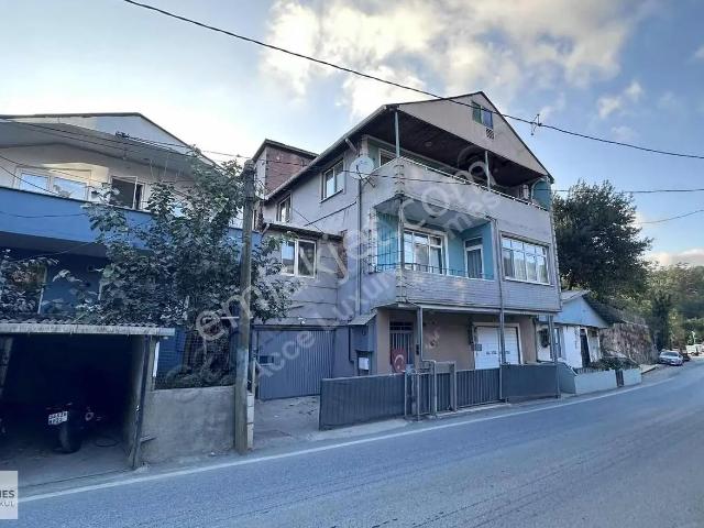 Türk Alman Üniversitesi Yanında Eşyalı Daire